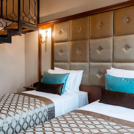 The Pera Hill 4*
