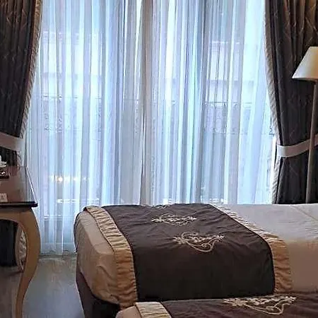 Hotel The Pera Hill 4*