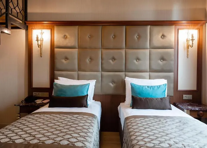 מלון The Pera Hill 4*