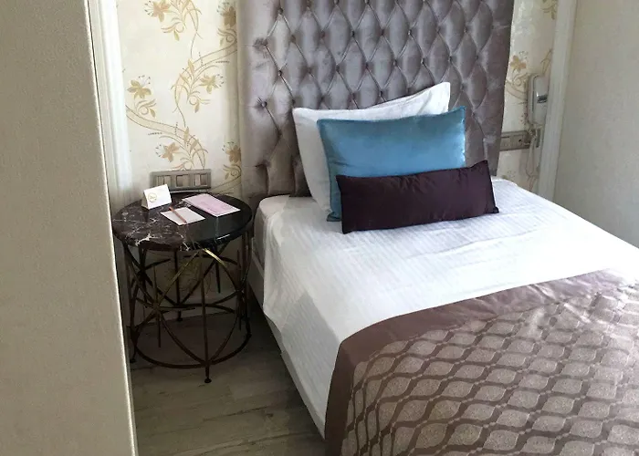 מלון The Pera Hill 4*