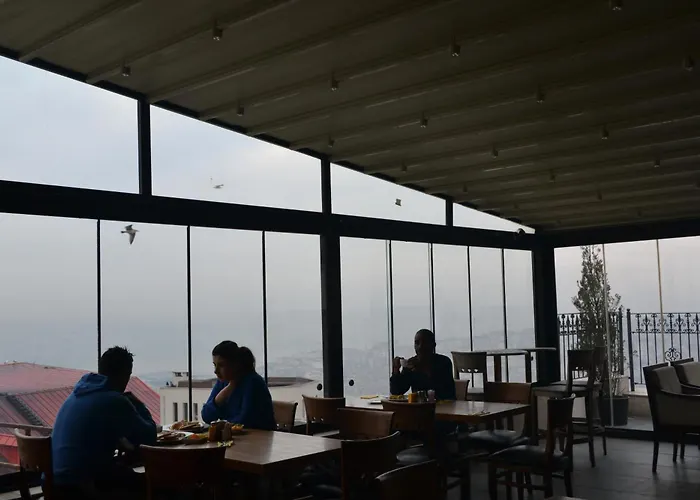 מלון The Pera Hill 4*