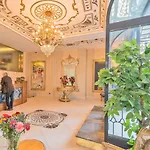 The Pera Hill 4*