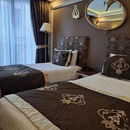 The Pera Hill Szálloda 4*