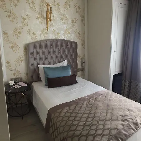 Szálloda The Pera Hill 4*